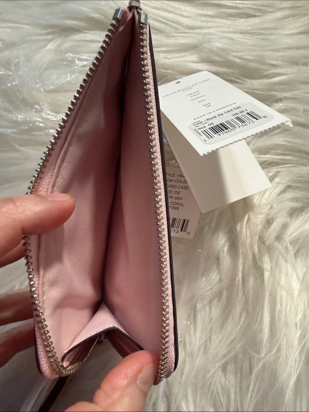 Tory Burch Color-Block Zip Card Case Pink & Cream - Picture 4 of 4